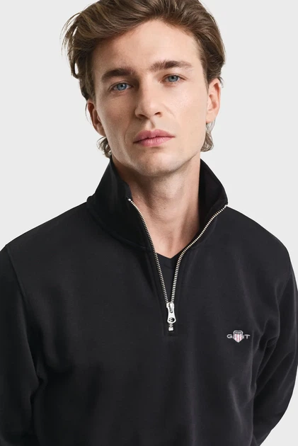 Чоловіча чорна спортивна кофта REG SHIELD HALF ZIP Gant M 2008005 - Фото 4 Чоловіча чорна спортивна кофта REG SHIELD HALF ZIP Gant M 2008005 - изображение 4