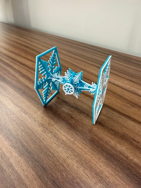 Збірна модель-конструктор зоряний винищувач TIE Fighter у святковому дизайні сніжинка. Aivory - изображение 2