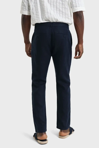Чоловічі темно-сині лляні брюки RELAXED LINEN DS PANTS Gant M 1505272 - Фото 4 Чоловічі темно-сині лляні брюки RELAXED LINEN DS PANTS Gant M 1505272 - изображение 4