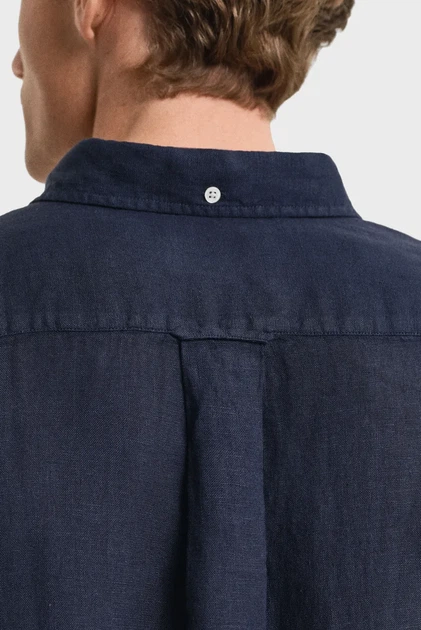 Чоловіча темно-синя лляна сорочка REG GMNT DYED LINEN SHIRT Gant XL 3240120 - Фото 4 Чоловіча темно-синя лляна сорочка REG GMNT DYED LINEN SHIRT Gant XL 3240120 - изображение 4