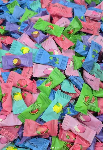 Фруктові цукерки Fruit Flavored Candy, 500 г, карамельні жувальні, асорті смаків без цукру - зображення 3
