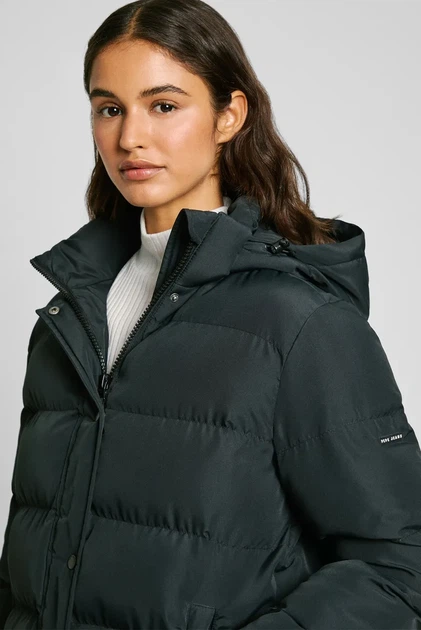 Жіноча чорна куртка Pepe Jeans M PL402438 - Фото 3 Жіноча чорна куртка Pepe Jeans M PL402438 - зображення 3