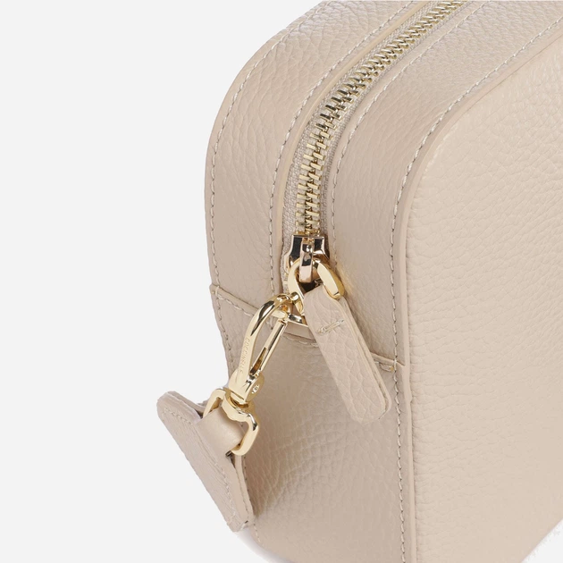 Torebka crossbody damska skórzana mała Coccinelle Tebemini E5MN555M301 N64 Beżowa (800070354329) - obraz 5