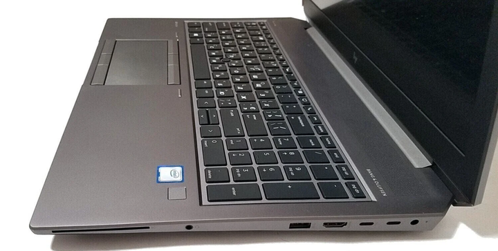 Мобільна робоча станція Б-клас HP zBook Studio G5 / 15.6" (1920x1080) IPS / Intel Xeon E-2176M (6 (12) ядер по 2.7 - 4.4 GHz) / 32 GB DDR4 / 256 GB SSD NVMe / nVidia Quadro P2000, 4 GB GDDR5, 128-bit / WebCam / Win 10 Lic б/в - Фото 4 Мобільна робоча станція Б-клас HP zBook Studio G5 / 15.6" (1920x1080) IPS / Intel Xeon E-2176M (6 (12) ядер по 2.7 - 4.4 GHz) / 32 GB DDR4 / 256 GB SSD NVMe / nVidia Quadro P2000, 4 GB GDDR5, 128-bit / WebCam / Win 10 Lic б/в - зображення 4