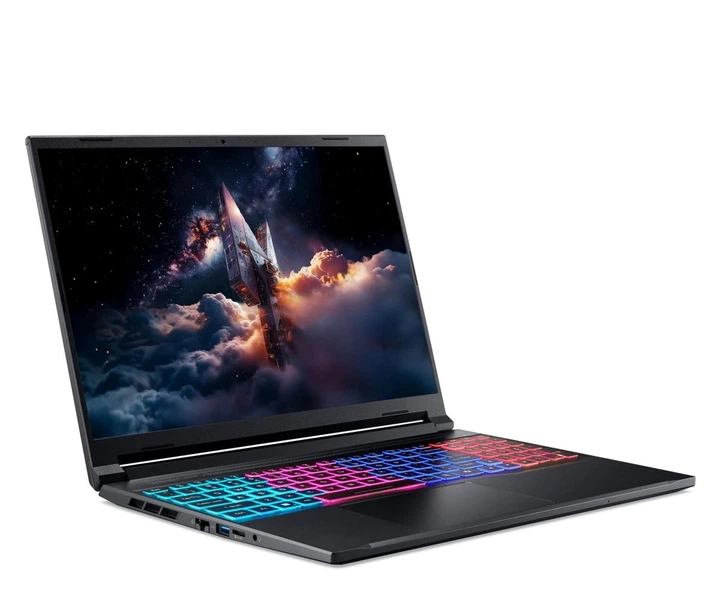 Ноутбук Acer Nitro V 16S / 16", 180 Hz / Intel Core 5-210H / RAM 32 GB DDR5 / SSD 2TB / NVIDIA GeForce RTX 5060 - Фото 3 Ноутбук Acer Nitro V 16S / 16", 180 Hz / Intel Core 5-210H / RAM 32 GB DDR5 / SSD 2TB / NVIDIA GeForce RTX 5060 - зображення 3