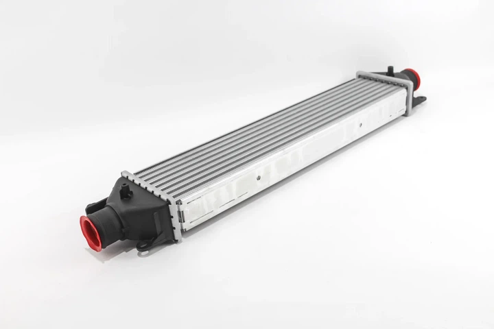 Радіатор інтеркулера Fiat Doblo 1.4/1.3D 10- GOODREM RH0215 Fiat Doblo, Ducato, Grande Punto; Opel Combo; Suzuki SX4; Alfa Romeo Giulietta 51783791, 1302225, 51833106 - изображение 2