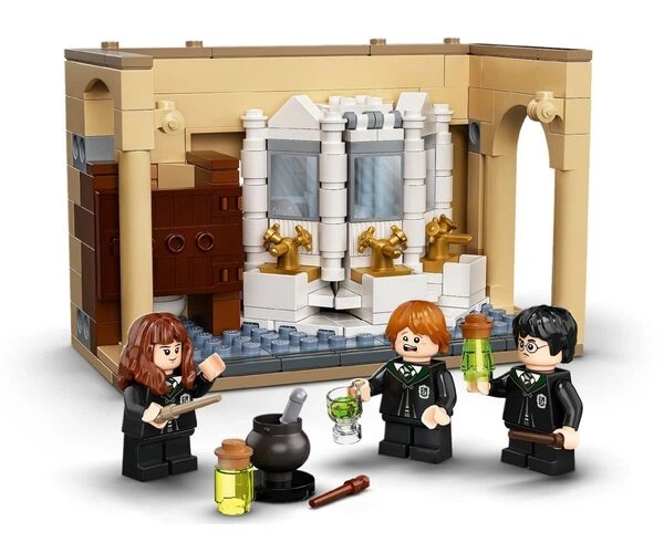 Конструктор Harry Potter - Хогвартс: Ошибка с Оборотным Зельем, магический набор - Фото 3 Конструктор Harry Potter - Хогвартс: Ошибка с Оборотным Зельем, магический набор - изображение 3