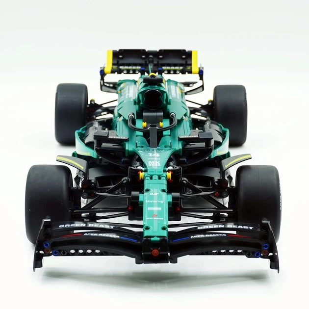 Конструктор Technic Aston Martin AMR25 F1 1:8 - 1912 елементів, болід Формули-1 2025, 65 см - Фото 3 Конструктор Technic Aston Martin AMR25 F1 1:8 - 1912 елементів, болід Формули-1 2025, 65 см - зображення 3