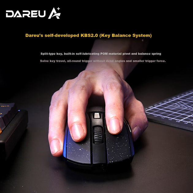 Бездротова дротова Bluetooth-миша DAREU A950 Starry Sky Edition з трьома режимами, підходить для середніх та великих рук, легка, з RGB-підсвіткою та базою - зображення 3