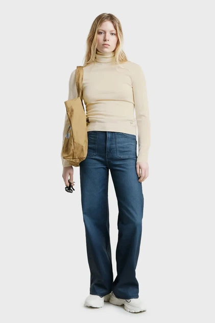 Жіночий бежевий вовняний гольф Core slim turtle knit G-Star XS D25510,D847 - Фото 2 Жіночий бежевий вовняний гольф Core slim turtle knit G-Star XS D25510,D847 - изображение 2