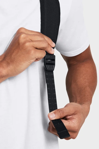 Чорна спортивна сумка-рюкзак UA Contain Duo SM SM BP Duffle Under Armour OSFM 1381920-001 - Фото 7 Чорна спортивна сумка-рюкзак UA Contain Duo SM SM BP Duffle Under Armour OSFM 1381920-001 - изображение 7