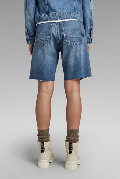 Жіночі сині шорти джинсові Type 89 Bermuda G-Star RAW 28 D21434,D301 - Фото 2 Жіночі сині шорти джинсові Type 89 Bermuda G-Star RAW 28 D21434,D301 - зображення 2
