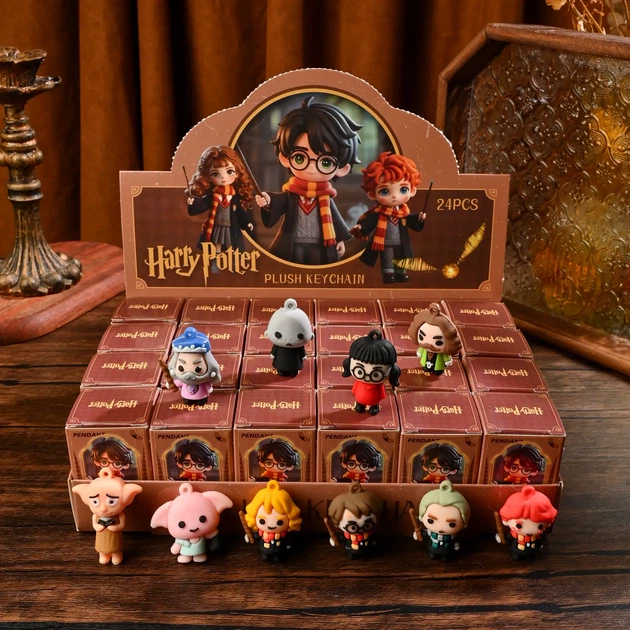 Адвент-календарь Гарри Поттер – подарочный набор 24 мини фигурки Hogwarts - Фото 1 Адвент-календарь Гарри Поттер – подарочный набор 24 мини фигурки Hogwarts - изображение 1