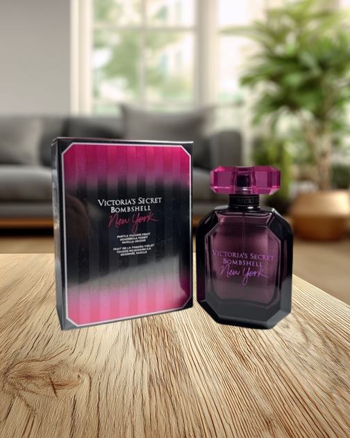 Парфумована вода жіноча Victoria's Secret Bombshell New York 100 ml - Фото 1 Парфумована вода жіноча Victoria's Secret Bombshell New York 100 ml - зображення 1