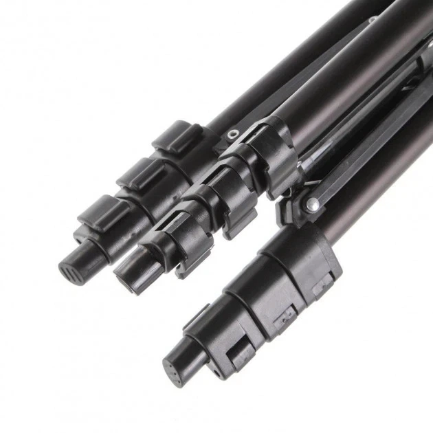Штатив Tripod 3120 со штативной головкой для смартфона, фотоаппарата 102см - Фото 10 Штатив Tripod 3120 со штативной головкой для смартфона, фотоаппарата 102см - изображение 10