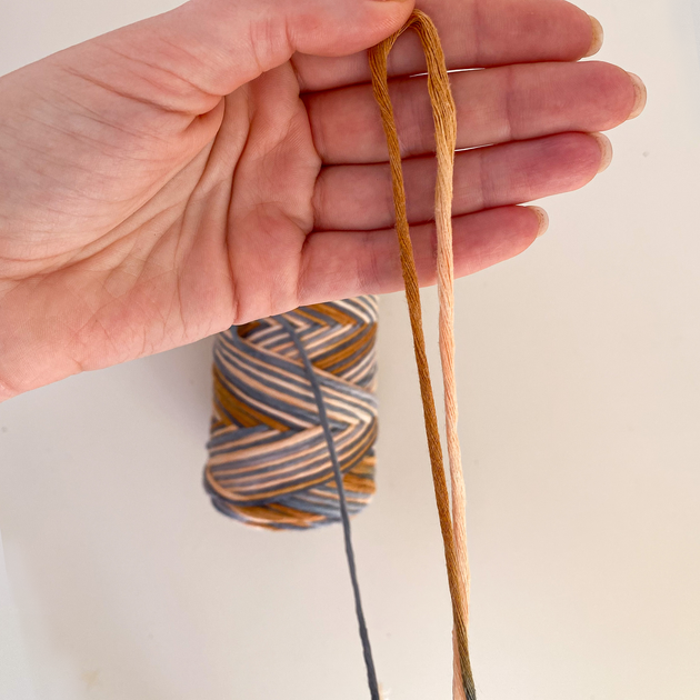 Шпагат градієнт YarnArt twisted macrame 3mm VR 250г блакитна карамель (918) - изображение 7
