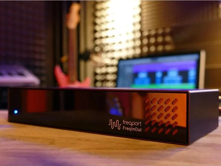 Аудіоінтерфейс Freqport FreqInOut F01 (639114659370) - зображення 7