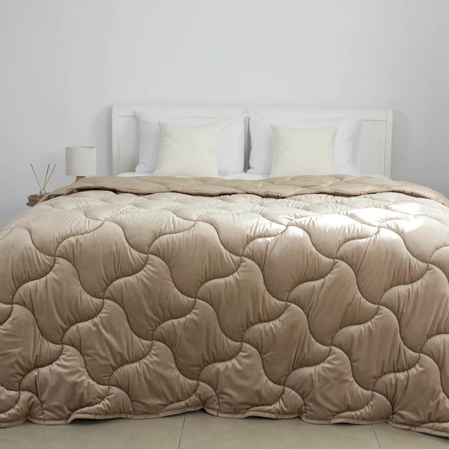Ковдра велюрова ТЕП VELOUR «Золотий беж» 150×210 см полуторна зимова 400 г/м² мікрофібра - Фото 1 Ковдра велюрова ТЕП VELOUR «Золотий беж» 150×210 см полуторна зимова 400 г/м² мікрофібра - зображення 1