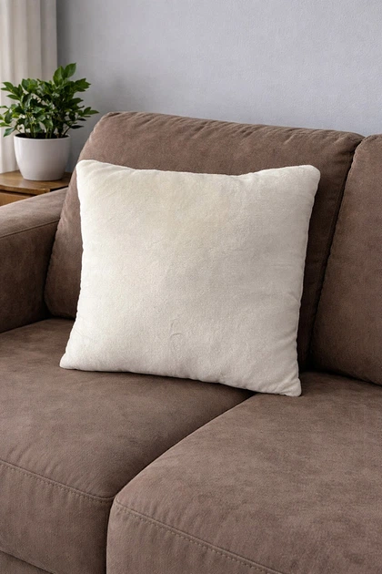 Подушка Emily Manner Beige декоративная велсофт 45х45 см бежевая (2800005112191) - изображение 11