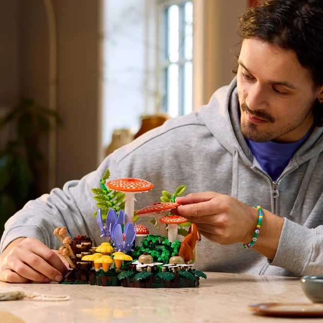 Конструктор LEGO Botanicals Лісові гриби 806 деталей (11505) - зображення 7