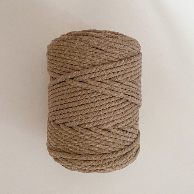 Шнур кручений для макраме YarnArt macrame rope 5мм какао 500г (№768) - Фото 5 Шнур кручений для макраме YarnArt macrame rope 5мм какао 500г (№768) - изображение 5