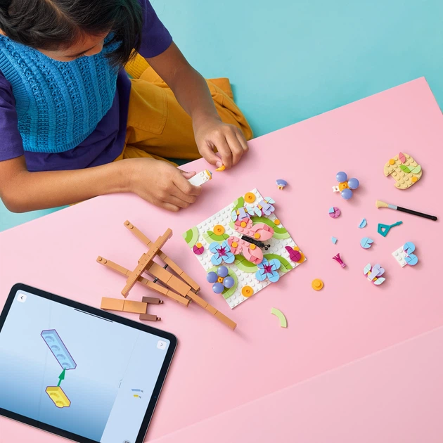 Конструктор LEGO Creator Декоративний живопис Квіткове мистецтво 348 деталей (31390) - Фото 6 Конструктор LEGO Creator Декоративний живопис Квіткове мистецтво 348 деталей (31390) - зображення 6