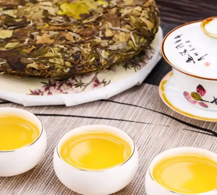 Белый чай Шоу Мэй Xin Yi Hao 300 г. Брови старца, прессованный - изображение 2