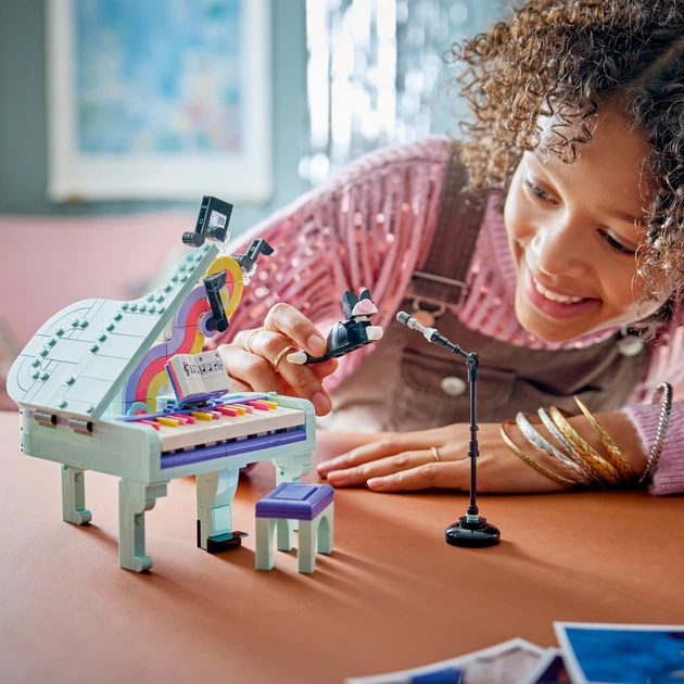 Конструктор LEGO Creator Музичний декор Фортепіано з котом 485 деталей (31392) - зображення 7