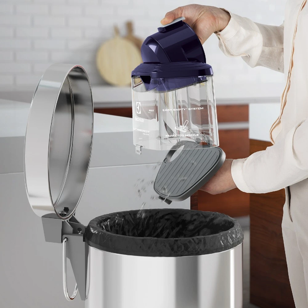 Пилосос Electrolux Silent Performer Cyclonic ESPC71DB 750Вт HEPA 99.99% Dark blue - зображення 3