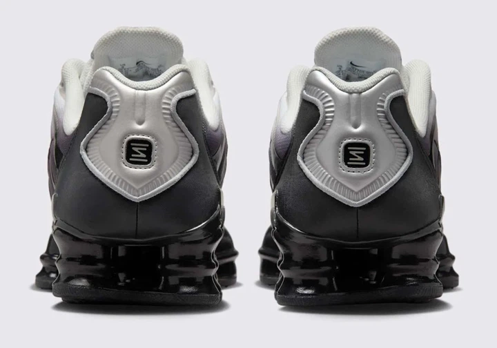 Кросівки W SHOX TL IB7705-001 38 - Фото 4 Кросівки W SHOX TL IB7705-001 38 - зображення 4