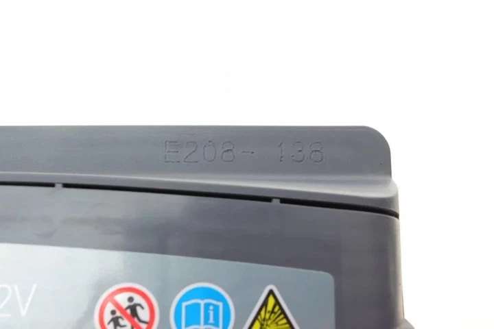 Акумулятор EXIDE EA770 Infiniti QX; Land Rover Freelander; Renault Kangoo; Audi Q3, A3; Peugeot Expert; Volvo V50; BMW 1 Series, 3 Series; Volkswagen Golf, Transporter; Cadillac SRX; Geely CK; Lexus ES; Porsche 911 1307572, 1515832, 5033394AA - изображение 4