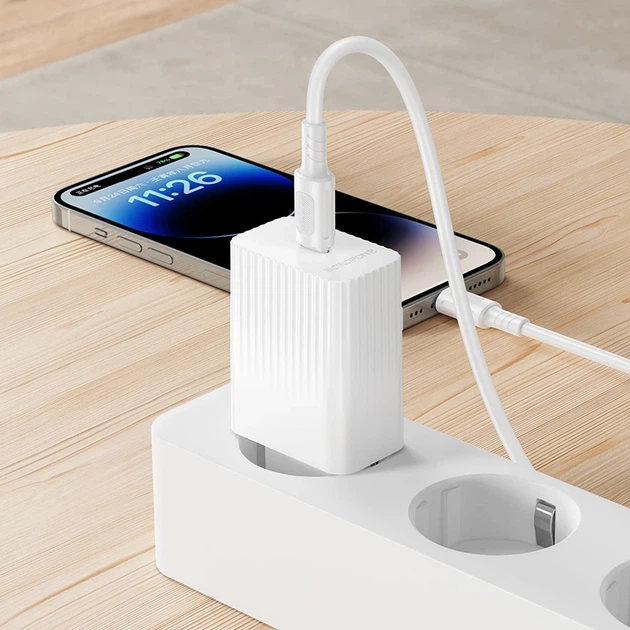 Мережевий зарядний пристрійз кабелем BOROFONE BAS75A Source single port PD30W charger set (C to iP) (EU) White - зображення 5