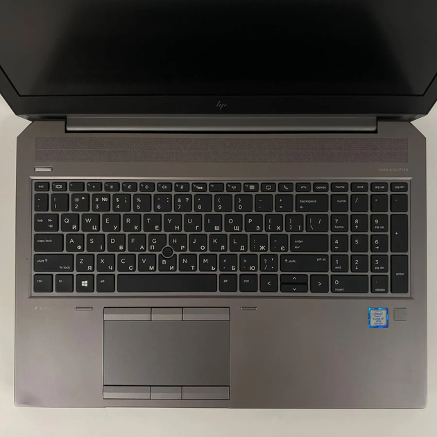 Мобільна робоча станція Б-клас HP ZBook 15 G5 / 15.6" (1920x1080) IPS / Intel Core i7-8850H (6 (12) ядра по 2.6 - 4.3 GHz) / 16 GB DDR4 / 512 GB SSD / nVidia Quadro P1000, 4 GB GDDR5, 256-bit / Fingerprint / WebCam / HDMI б/в + Подарунок Миша / USB - зображення 3