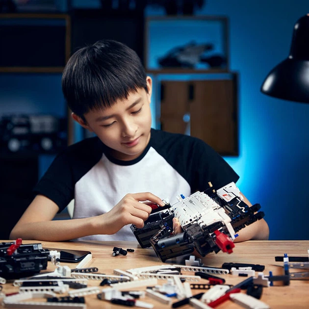 Игрушечный пистолет ONEBOT AR из строительных блоков, сборная стрелялка, игра с дополненной реальностью, «Акульий зуб», для мальчиков от 14 лет, подарок на день рождения. - изображение 8