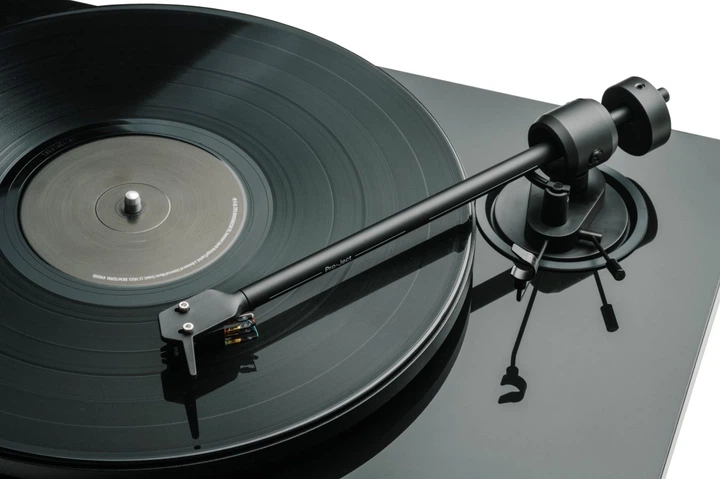 Програвач вінілу Pro-Ject E1.2 Phono Pick It MM E High Gloss Black - изображение 2