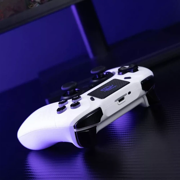Беспроводной геймпад Proove Gaming Skadi white (WGSK00022002) - Фото 6 Беспроводной геймпад Proove Gaming Skadi white (WGSK00022002) - изображение 6
