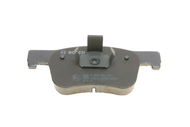 Комплект гальмівних колодок BOSCH 0986494689 BMW 3 Series, 1 Series, 4 Series 34106884243, 34116850568, 34116874331 - изображение 4