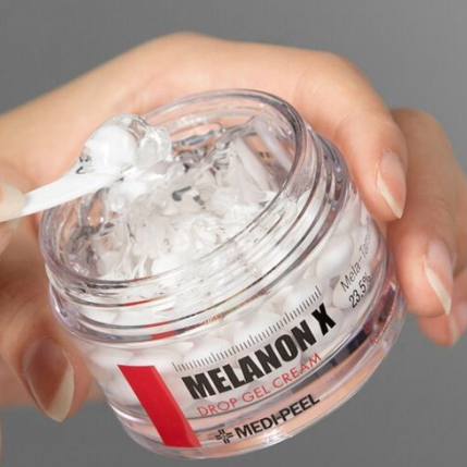 Капсульный гель-крем для лица с ретинолом Medi-Peel Melanon X Drop Gel Cream 50 g - Фото 2 Капсульный гель-крем для лица с ретинолом Medi-Peel Melanon X Drop Gel Cream 50 g - изображение 2