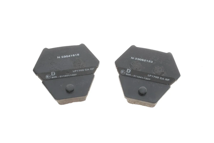 Колодки гальмові Delphi LP1703 Audi Allroad, A6, A4; Volkswagen Passat 3DO698151B, 3D0698151B, 4B0698151L - зображення 2