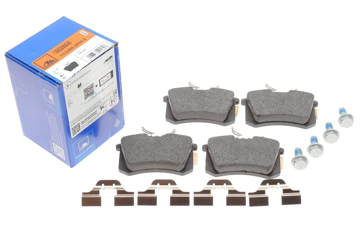 Комплект гальмівних колодок ATE 13046028942 Audi TT, A3, A2; Seat Ibiza, Cordoba, Toledo, Leon; Skoda Roomster, Octavia, Fabia; Volkswagen Golf, Bora, Polo 6C0698451A, 1K0698451J, 1J0698451 - изображение 2
