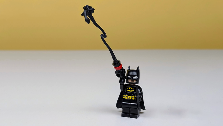 Конструктор Lego Фигурка Batman with Grappling Hook and Batarang Paper Bag Super Heroes L0002271 - изображение 2