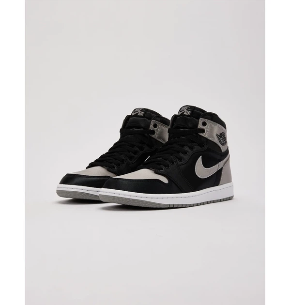 Жіночі кросівки Air Jordan 1 Retro High Og FD4810-010 шкіряні чорні з срібним Розмір 39 - Фото 3 Жіночі кросівки Air Jordan 1 Retro High Og FD4810-010 шкіряні чорні з срібним Розмір 39 - изображение 3