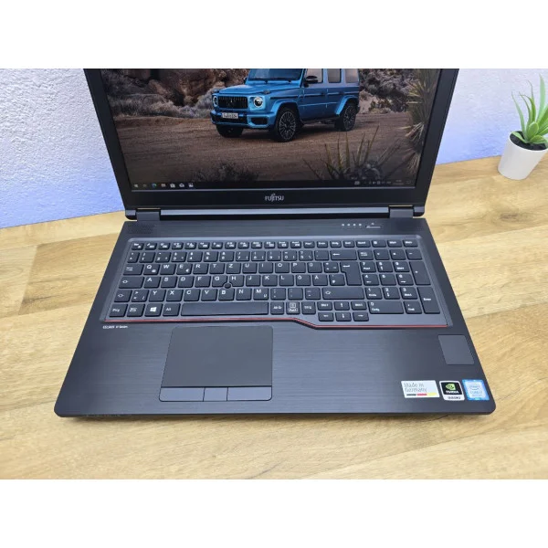 Ноутбук Fujitsu H780 / 15.6 LED IPS (1920x1080) / i7 8750H (6 ядер 12 потоків) / 16 GB DDR4 / Intel UHD Graphics 630 (2gb) + Nvidia Quadro P600 SSD 512GB Б/В - изображение 2