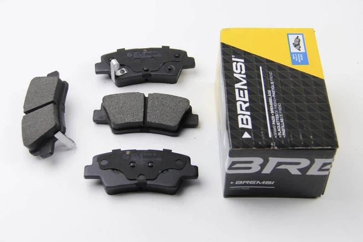 Гальмівні колодки зад. Hyundai i30/i40 11-/Kia Ceed 12- (akebono) BREMSI BP3471 KIA Rio, Optima, Pro Ceed, Ceed, Soul; Hyundai I30, Veloster, Tucson, I20, I40, I10, Kona, Sonata; SsangYong Korando, Actyon 583021RA30, 583021WA35, 583022VA30 - изображение 2