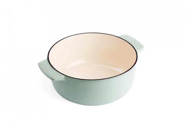 Каструля KitchenAid чавунна 5,2 л 26 см CC007434-001 фісташковий (00128323) - Фото 2 Каструля KitchenAid чавунна 5,2 л 26 см CC007434-001 фісташковий (00128323) - зображення 2