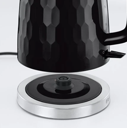 Електрочайник Russell Hobbs Honeycomb 1.7л, пластик, чорний (00109396) - изображение 4