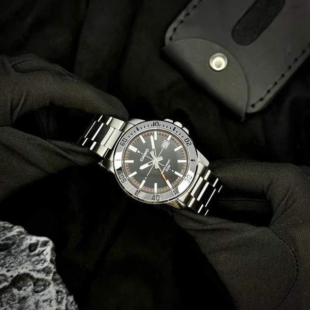 Наручний годинник Casio MTP-VD01D-1E2 - изображение 3
