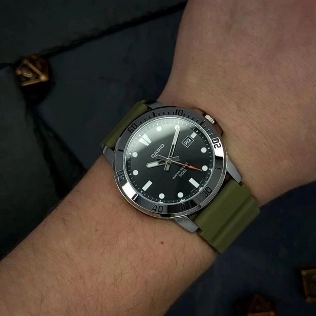 Наручний годинник Casio MTP-VD01-3E - Фото 4 Наручний годинник Casio MTP-VD01-3E - изображение 4