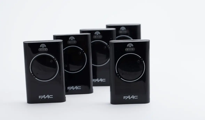 Пульт Faac XT2 868 BLACK SLH LR для ворот и шлагбаумов Черный - Фото 3 Пульт Faac XT2 868 BLACK SLH LR для ворот и шлагбаумов Черный - изображение 3