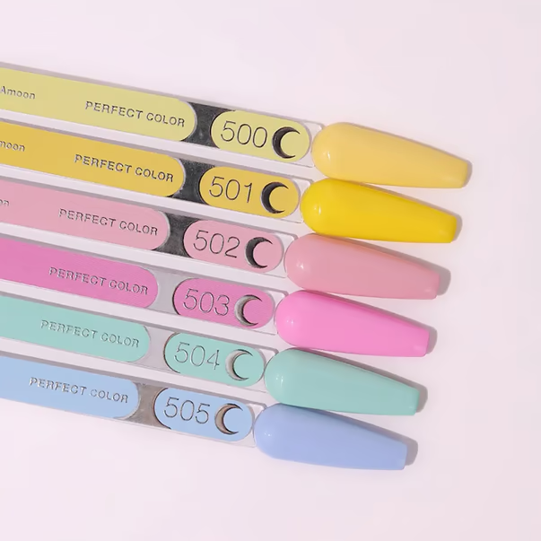 Кольоровий гель-лак LunaMoon PERFECT COLORS №504 (м'ятний) 8 мл — для манікюру та педикюру - Фото 3 Кольоровий гель-лак LunaMoon PERFECT COLORS №504 (м'ятний) 8 мл — для манікюру та педикюру - зображення 3